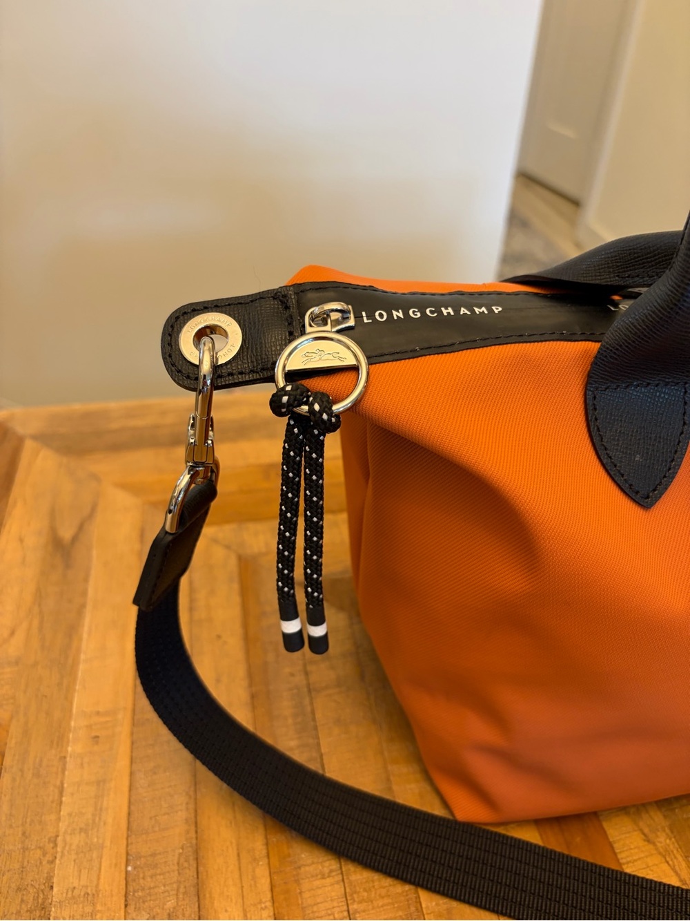 Longchamp Le Pliage Energy Orange Nylon Top-Handle Shoulder Bag Size Small - Picture 6 of 9
